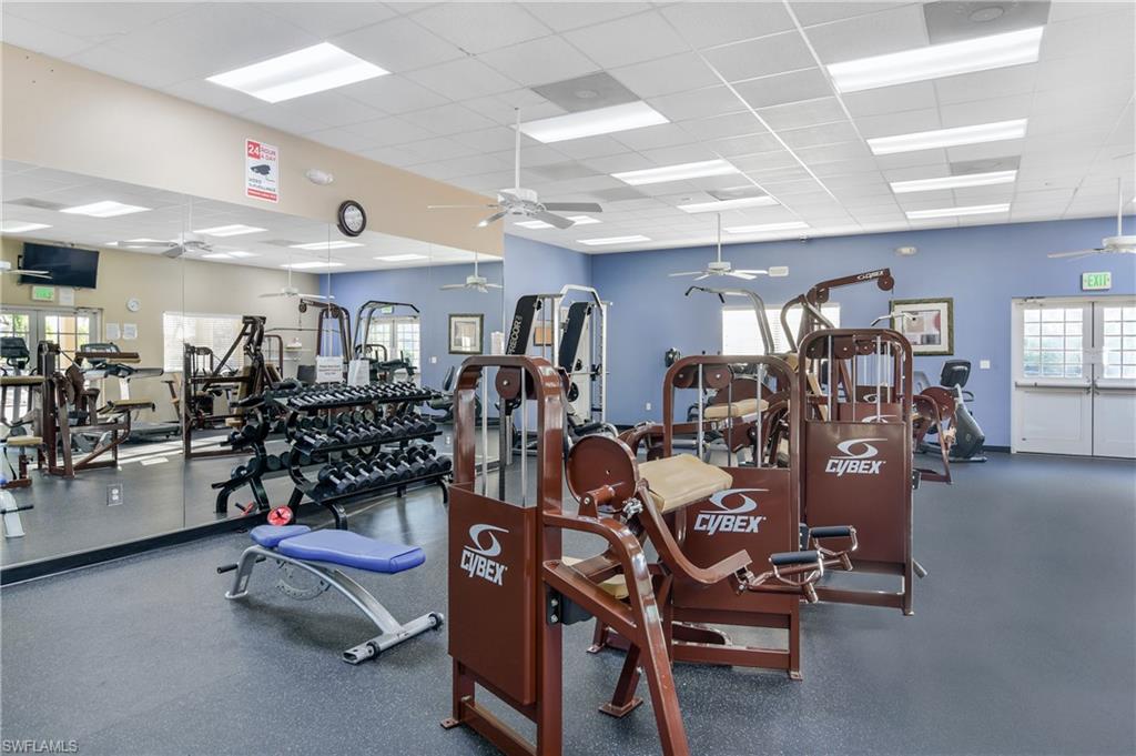 VALENCIA LAKES - Residential