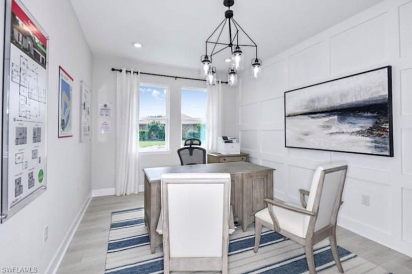 VALENCIA LAKES - Residential