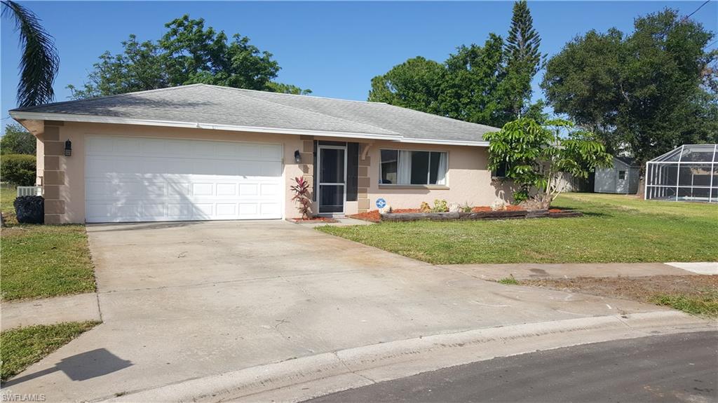Beautiful pool home in the heart of Waterway. Offers wood flooring and tile through out, large screened lanai, end home on a  quiet cul-de-sac. This house features large kitchen with pass thru window to patio, formal dining and eat in with family room. Come see this home today.