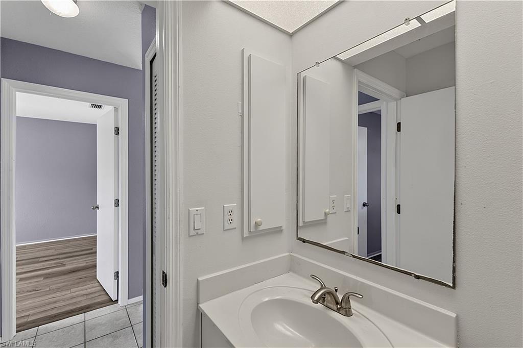 SHAMROCK LAKES - Residential