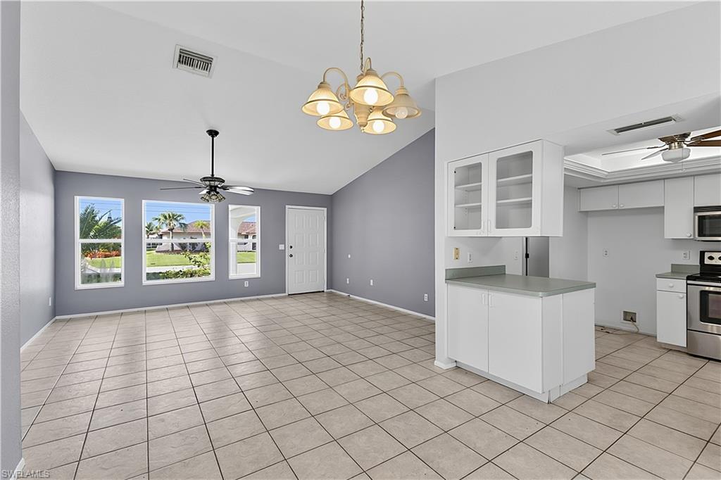 SHAMROCK LAKES - Residential