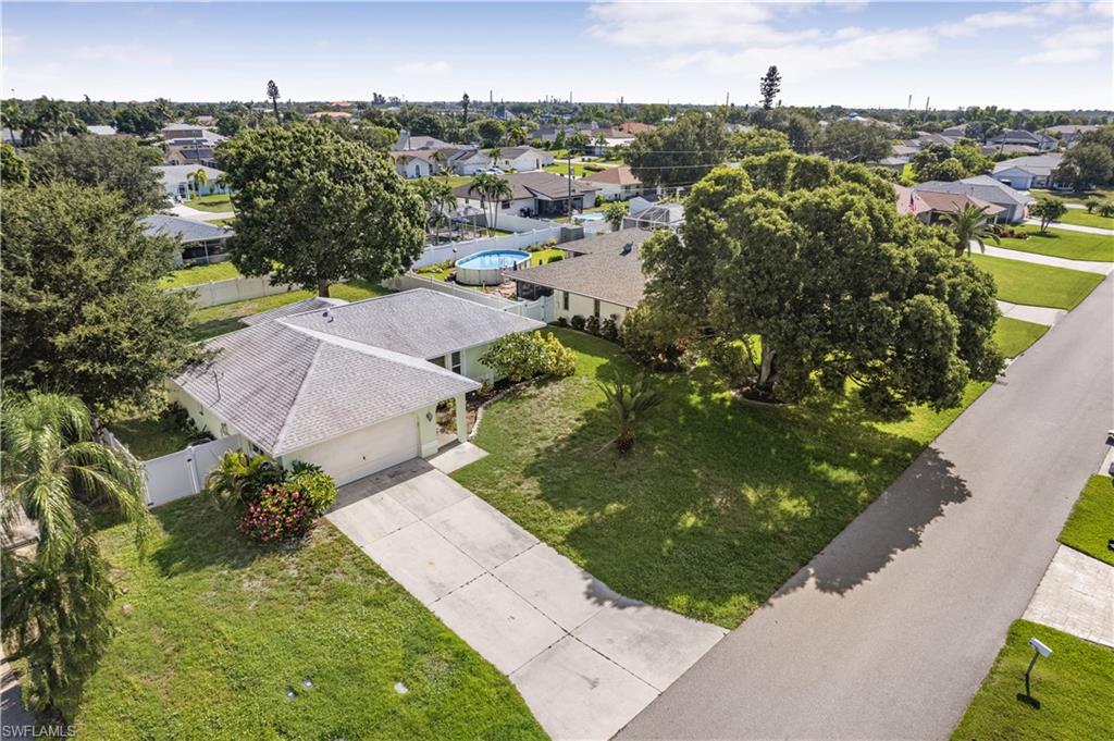 SHAMROCK LAKES - Residential