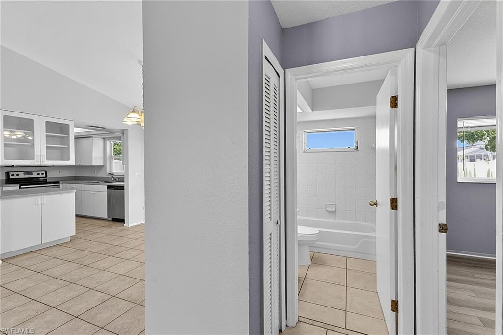 SHAMROCK LAKES - Residential