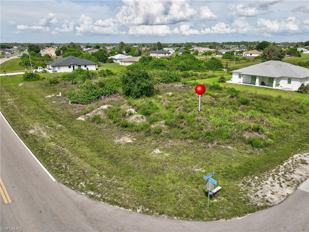 LEHIGH ACRES - Land