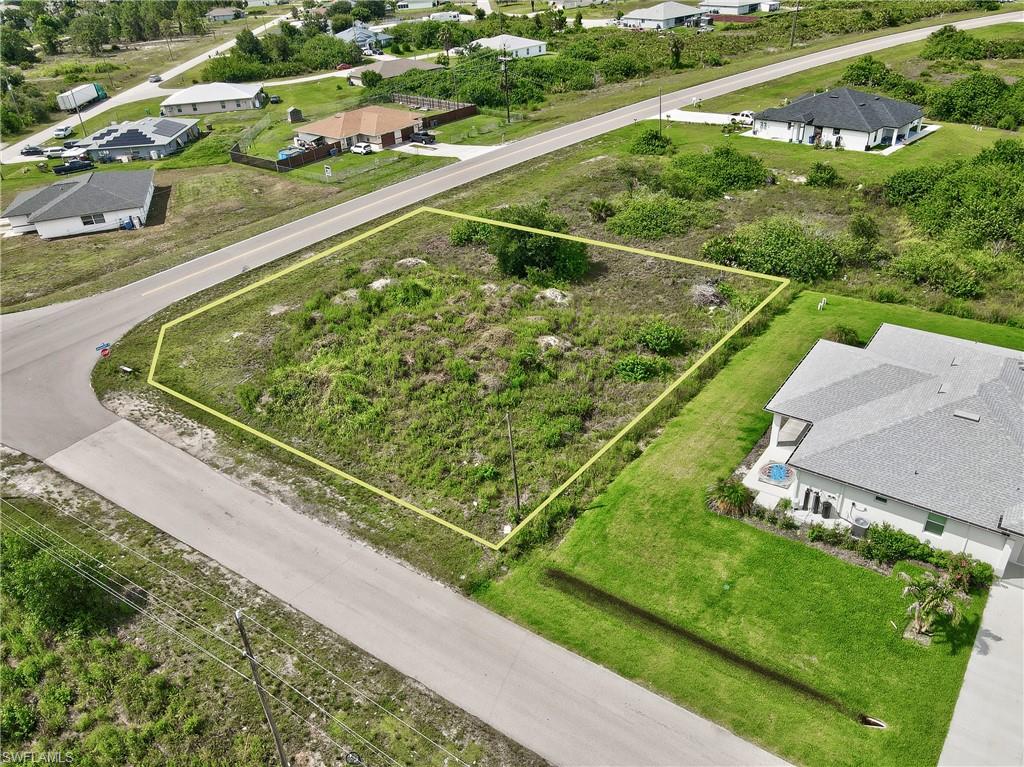 LEHIGH ACRES - Land