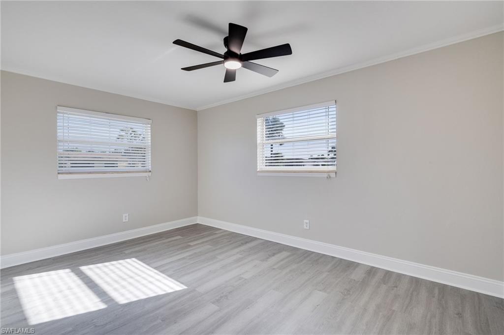 SAN CARLOS PARK - Residential