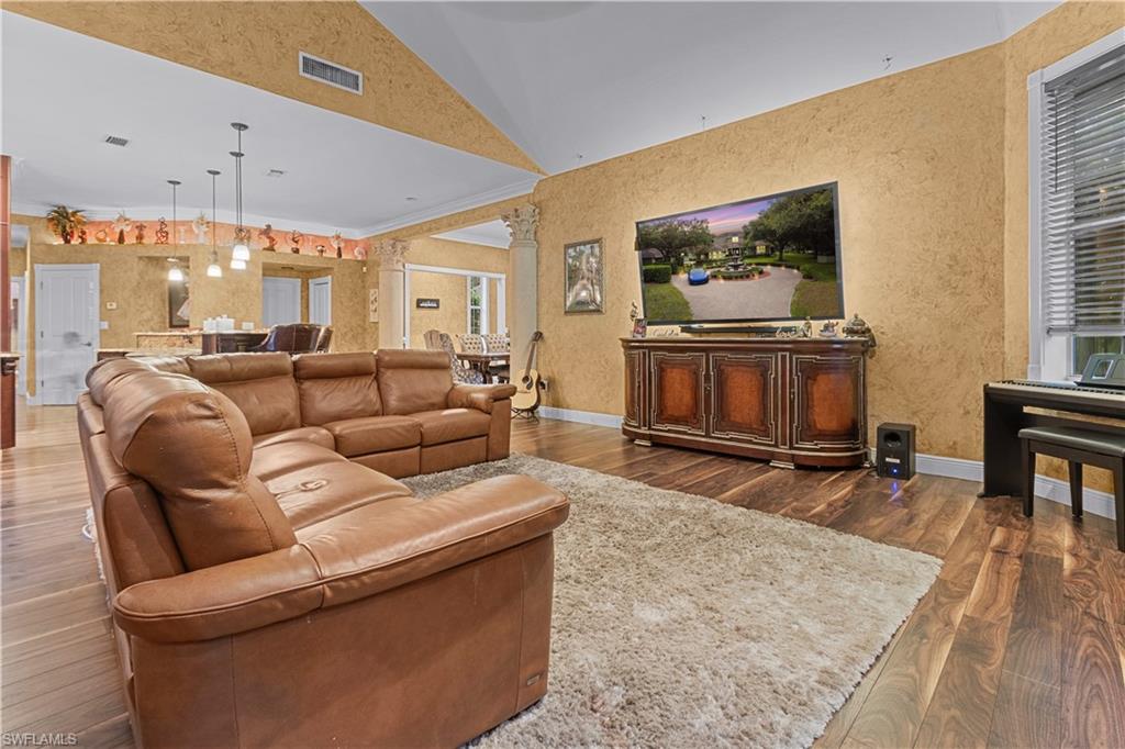 BUCKINGHAM - Residential