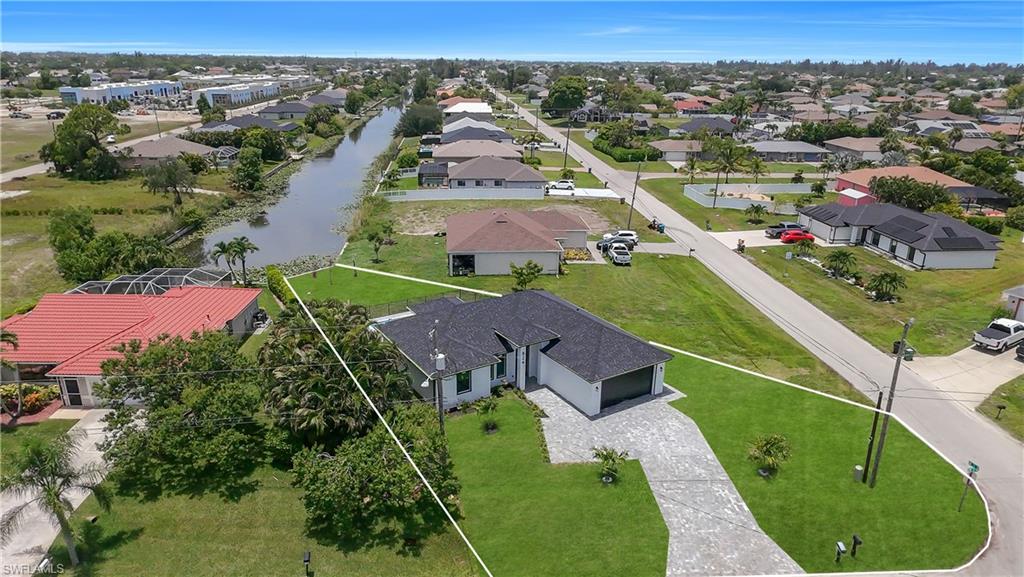 CAPE CORAL - Residential