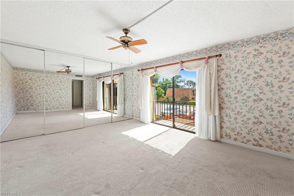 PARKWOODS TOWNHOUSE COMMUNITY - Residential