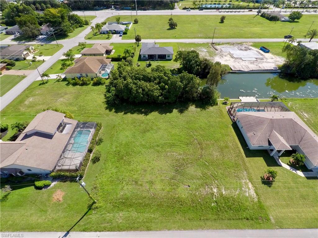CAPE CORAL - Land