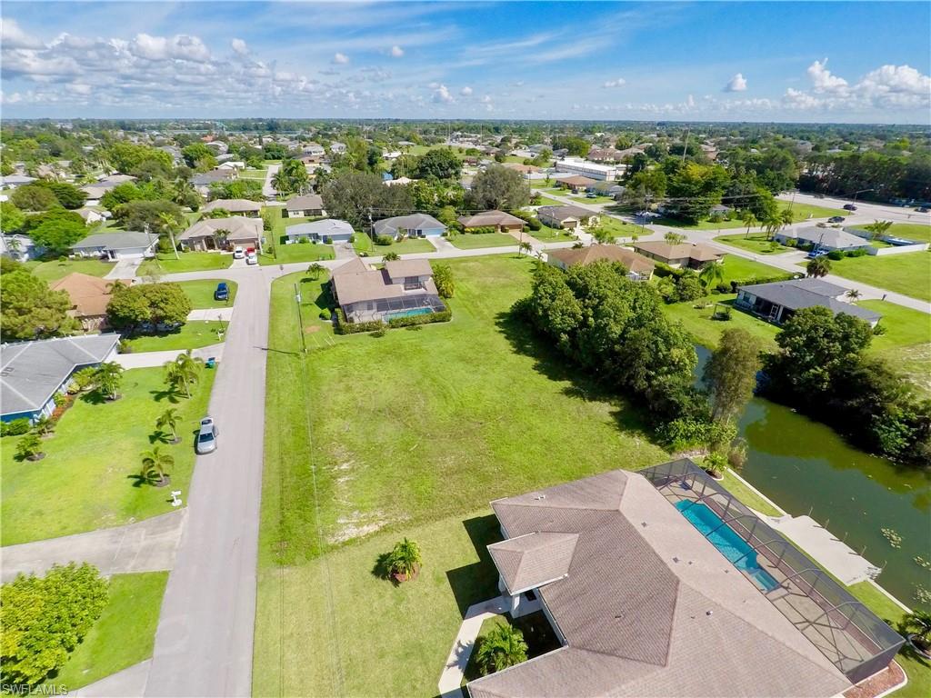 CAPE CORAL - Land