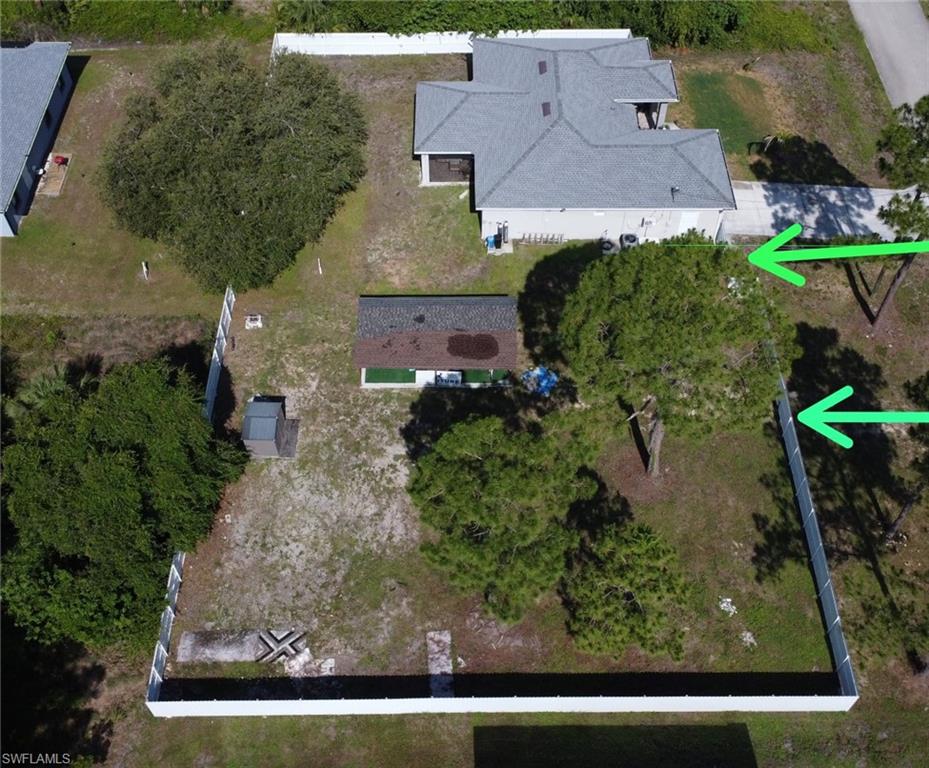 ¡Tu oasis privado te espera! ?

Hermosa propiedad en 0.50 acres de terreno, con 3 habitaciones y 2 baños, y un diseño abierto . Disfruta de habitaciones espaciosas,  < toda  cerrada >    ademas un  EFFICIENCY  independiente.

?? Espacio, libertad y tranquilidad para vivir como siempre soñaste. ¡Una oportunidad que te enamorará desde el primer momento! ??
