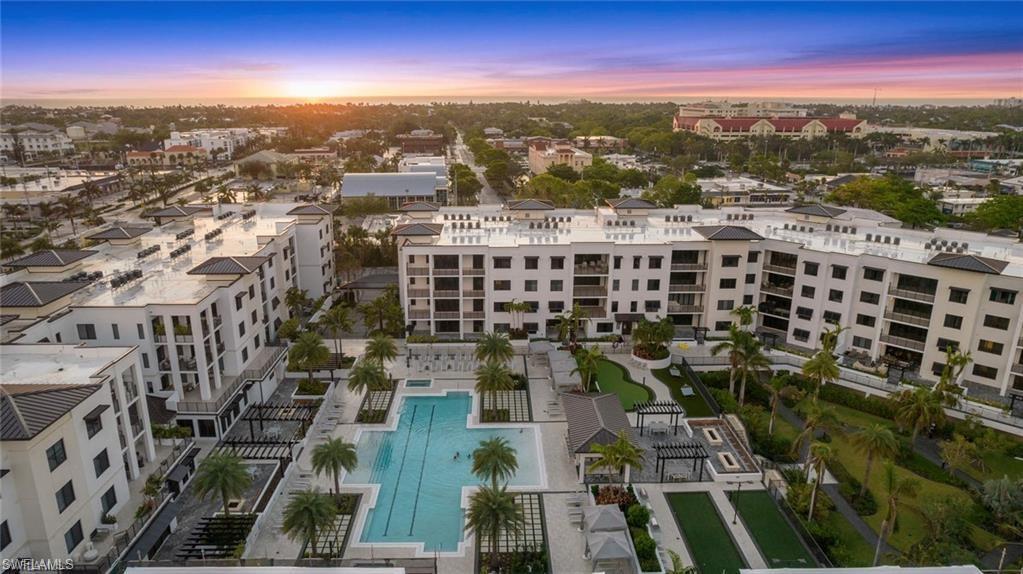 ELEVEN ELEVEN CENTRAL - Residential
