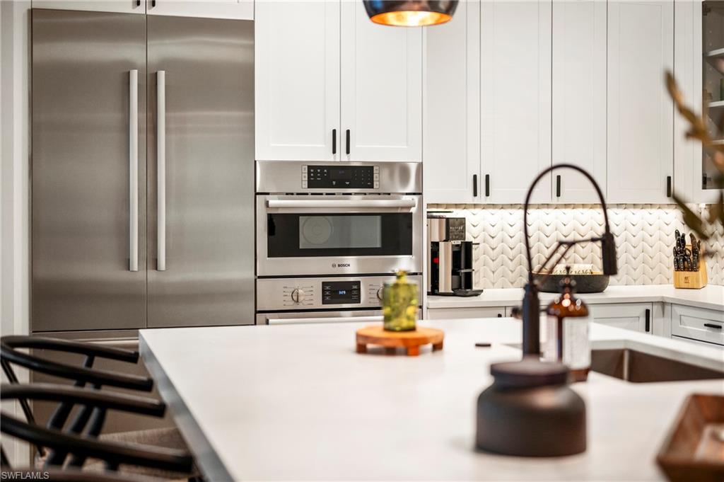 ELEVEN ELEVEN CENTRAL - Residential