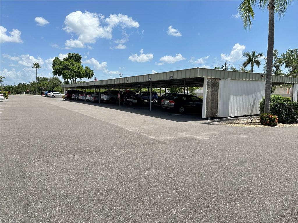 SEVEN LAKES - Residential