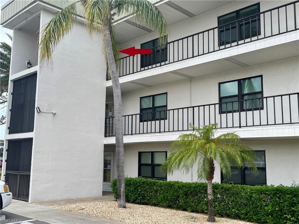 SEVEN LAKES - Residential