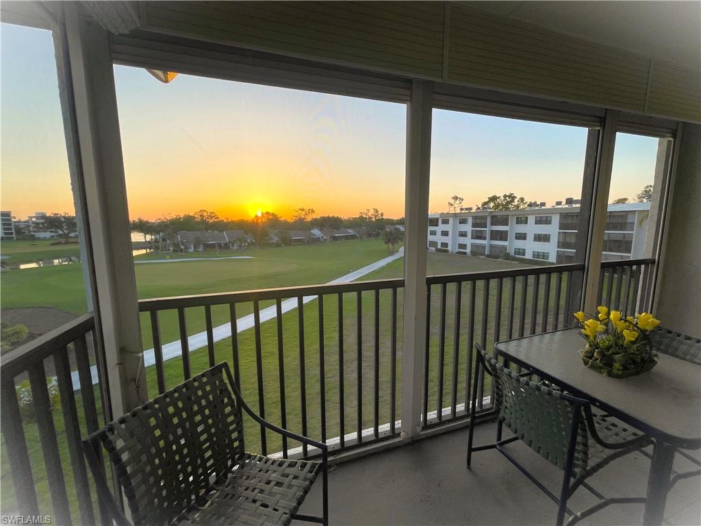 SEVEN LAKES - Residential