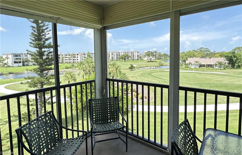 SEVEN LAKES - Residential