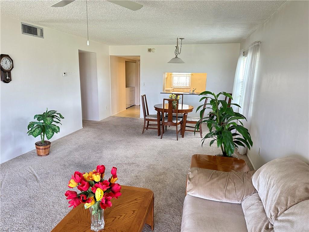 SEVEN LAKES - Residential