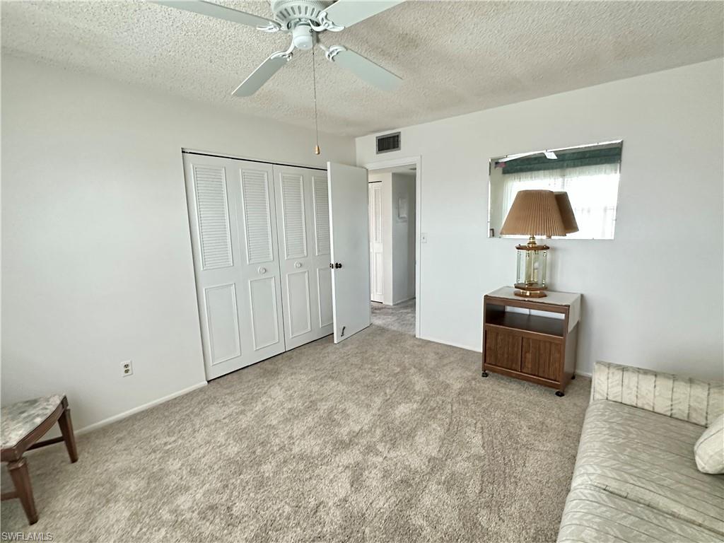 SEVEN LAKES - Residential