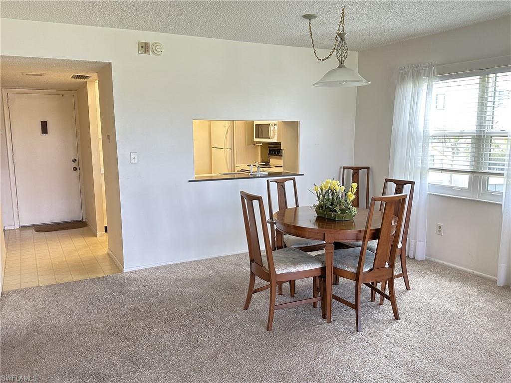 SEVEN LAKES - Residential