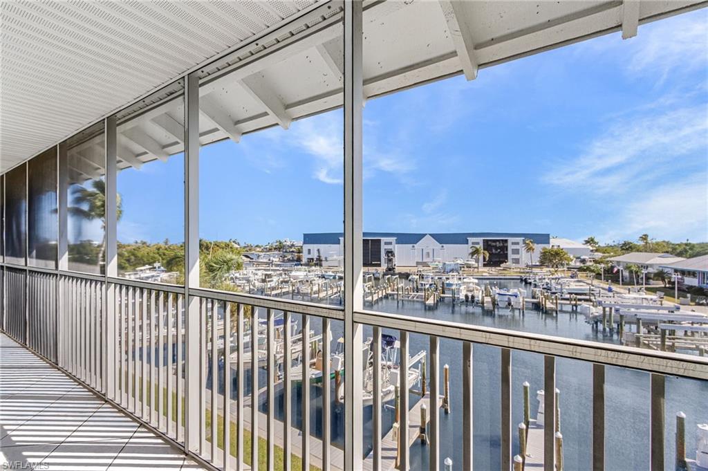 FOUR WINDS MARINA NORTH CONDO - Residential