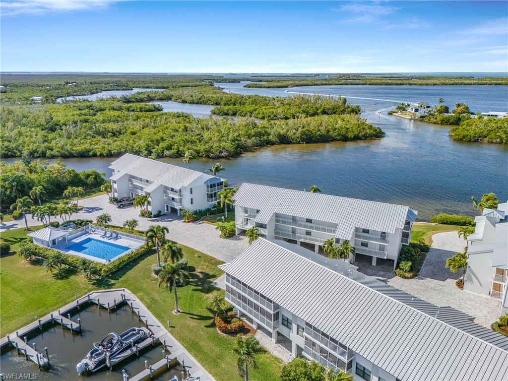 FOUR WINDS MARINA NORTH CONDO - Residential