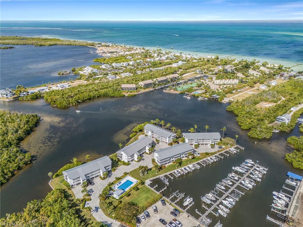 FOUR WINDS MARINA NORTH CONDO - Residential