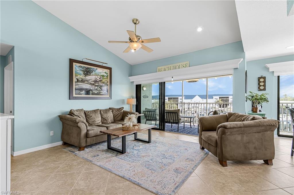 FOUR WINDS MARINA NORTH CONDO - Residential