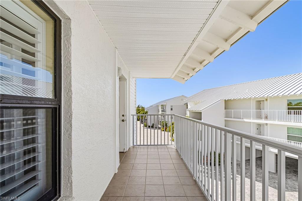 FOUR WINDS MARINA NORTH CONDO - Residential