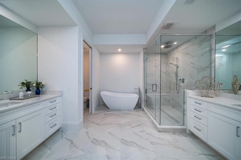 QUATTRO AT NAPLES SQUARE - Residential