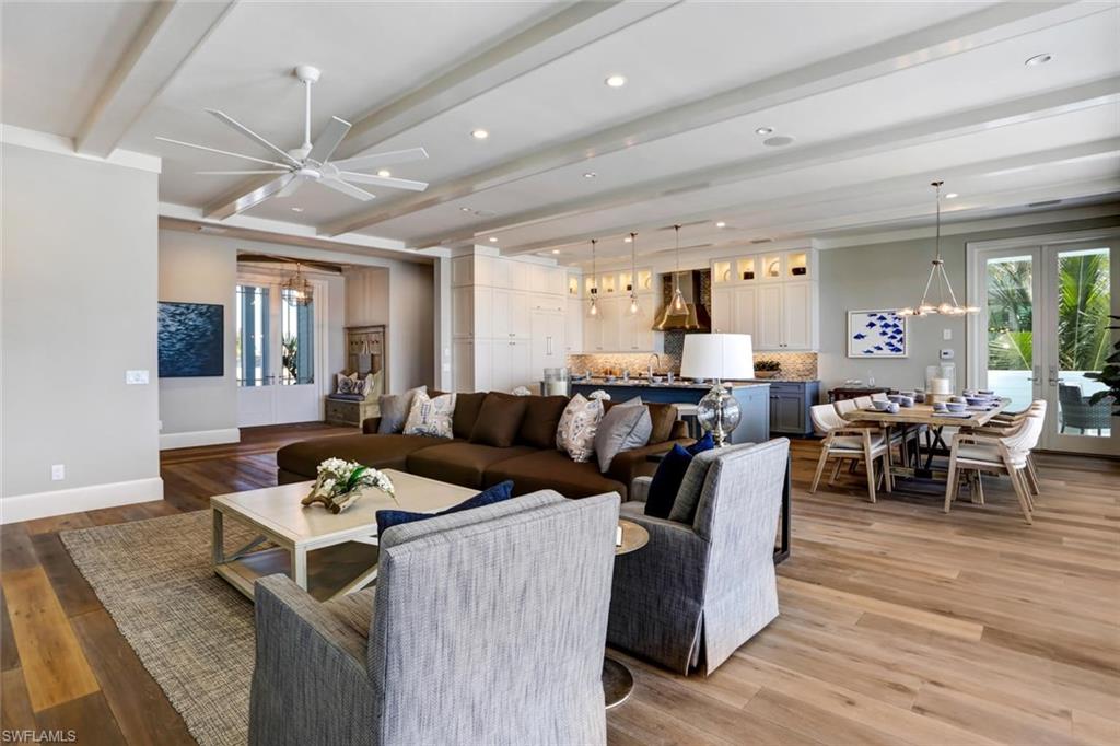 LITTLE HICKORY SHORES - Residential