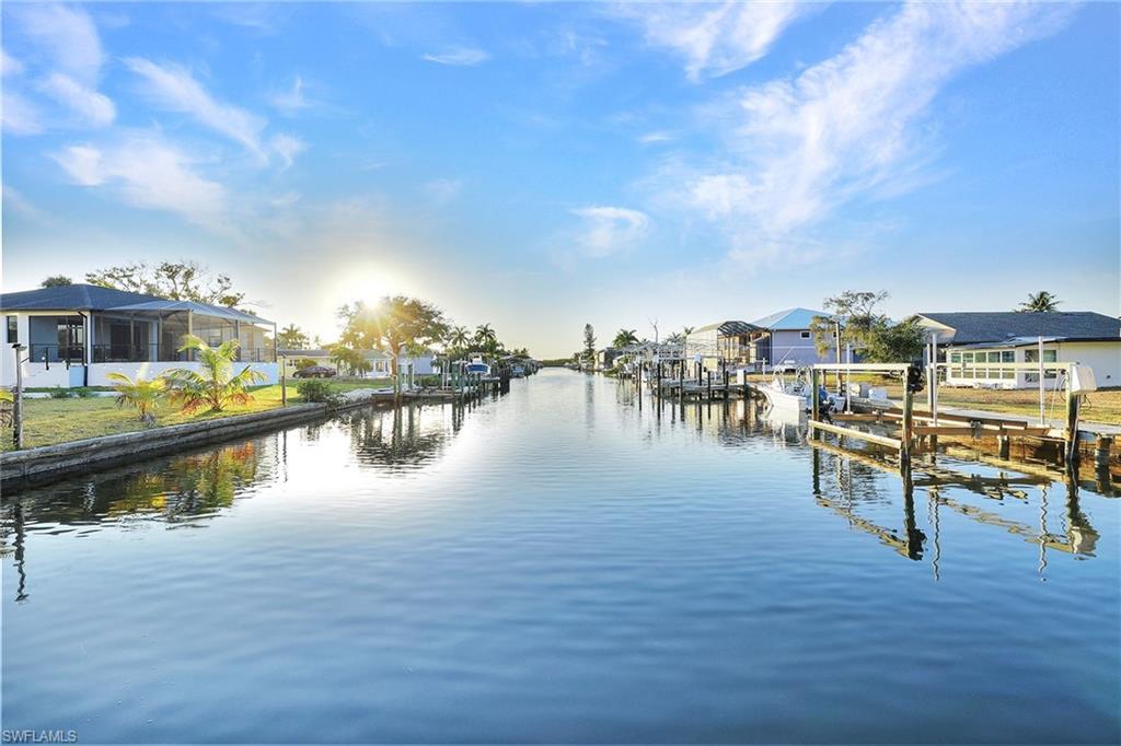 IMPERIAL SHORES - Residential