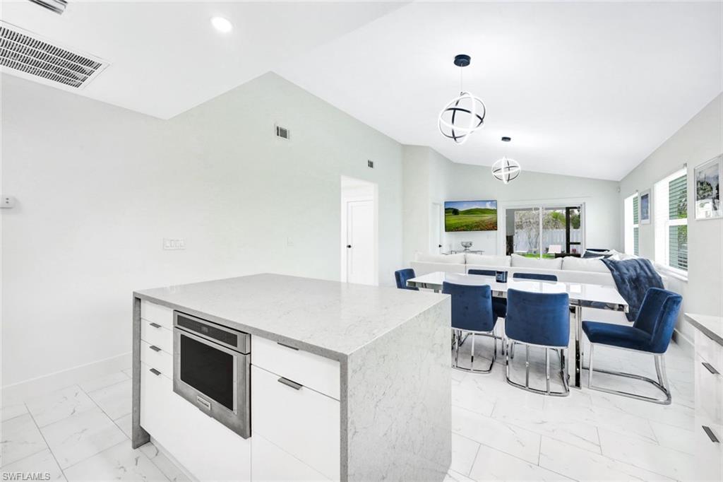 NAPLES PARK - Residential