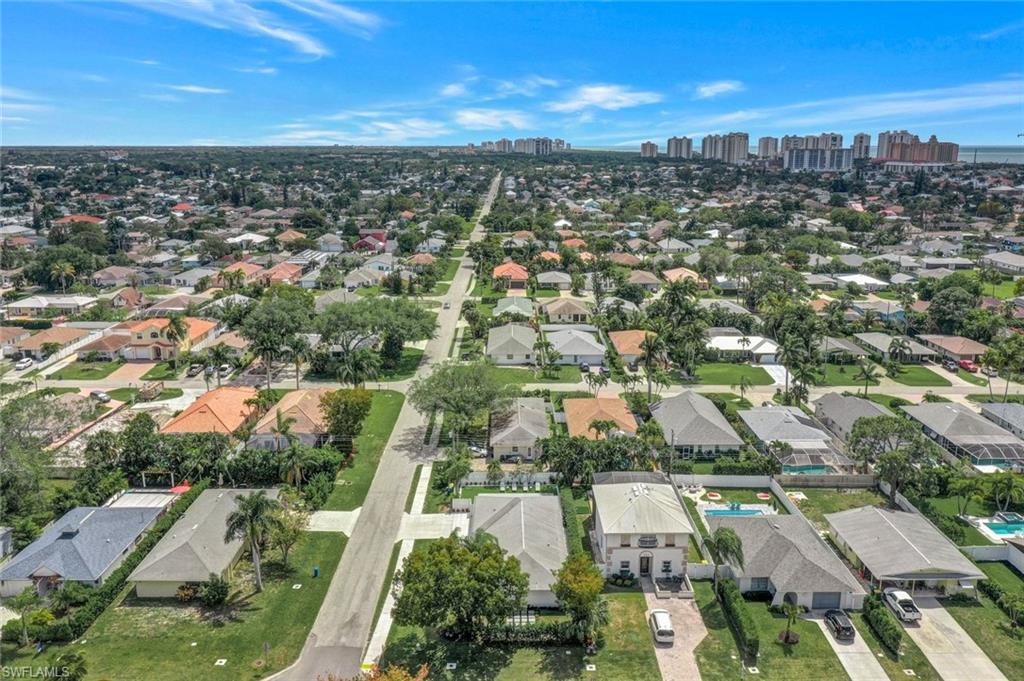 NAPLES PARK - Residential