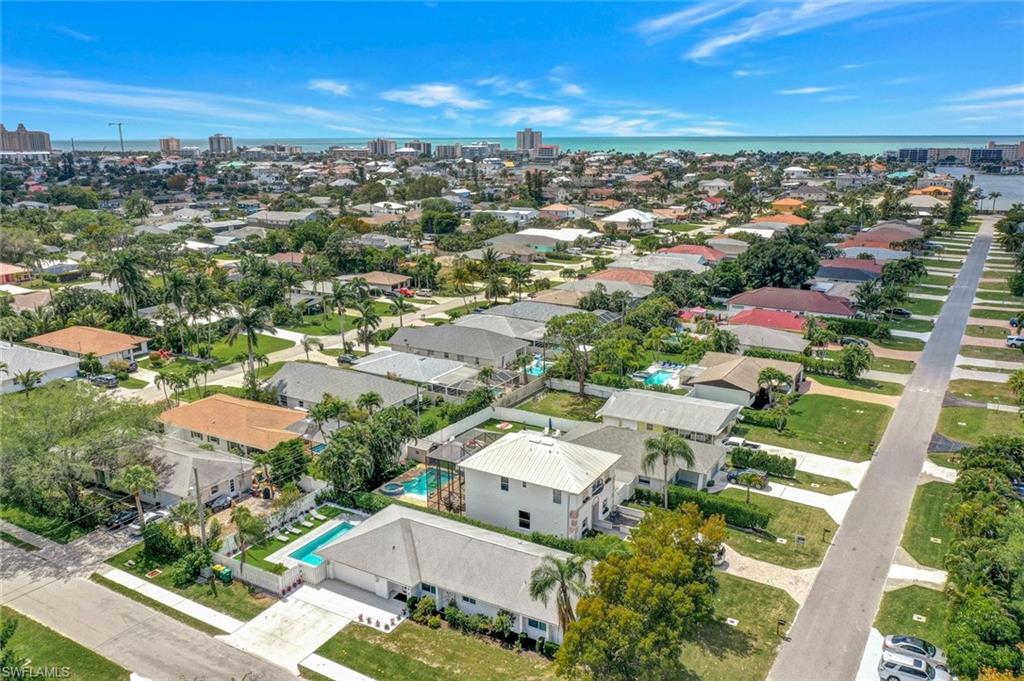 NAPLES PARK - Residential