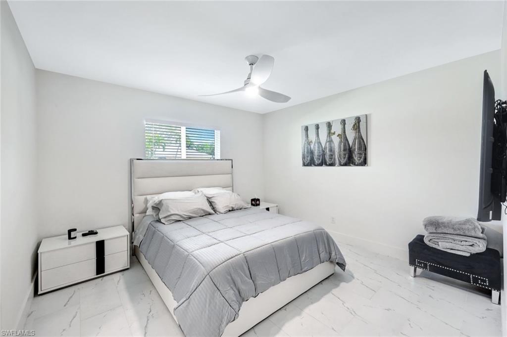 NAPLES PARK - Residential