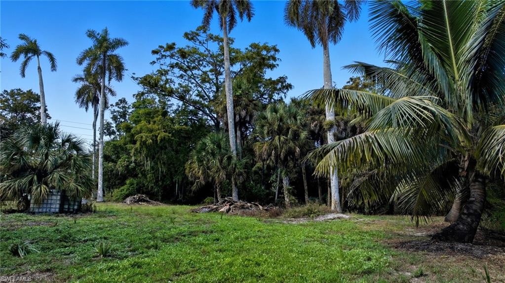 OAKLAND PARK TRAILER SITES - Land