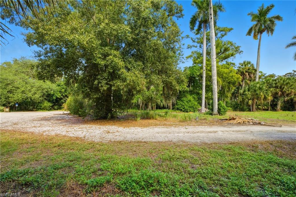 OAKLAND PARK TRAILER SITES - Land