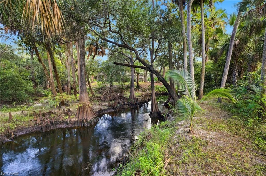 OAKLAND PARK TRAILER SITES - Land