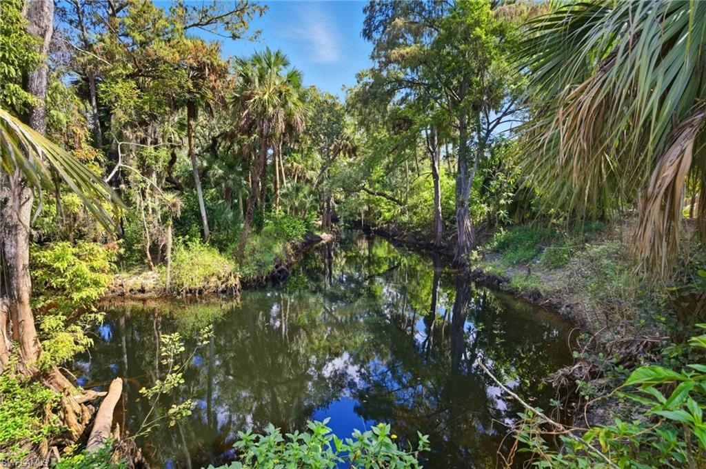 OAKLAND PARK TRAILER SITES - Land