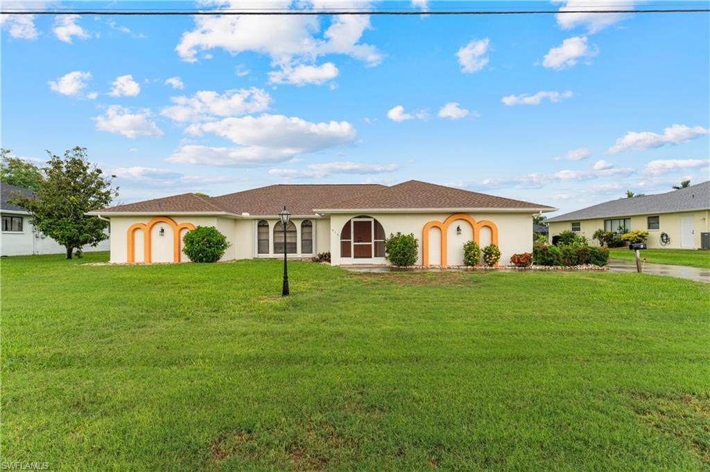 CAPE CORAL - Residential