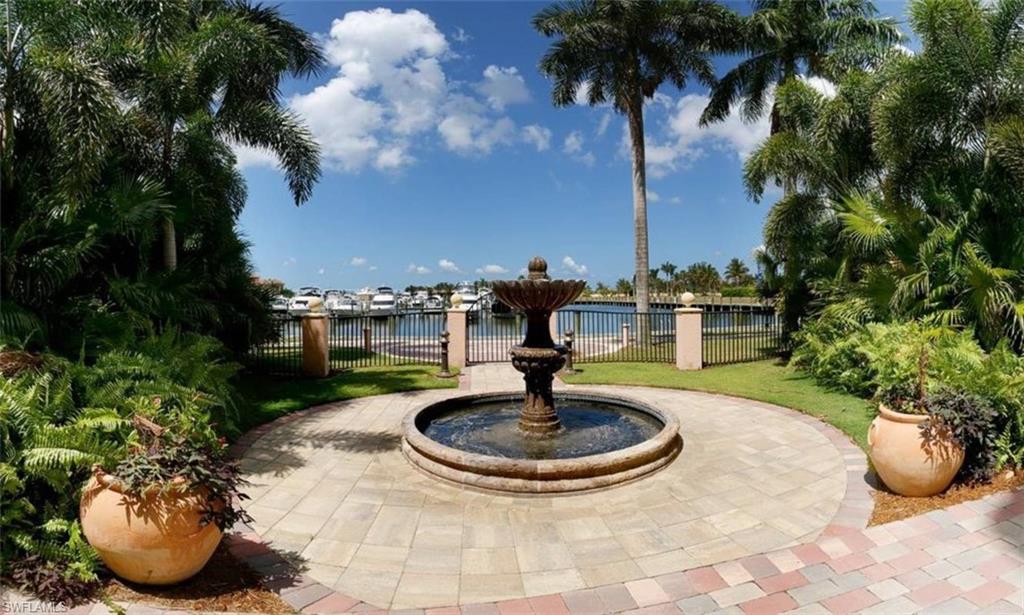 CAPE HARBOUR - Residential