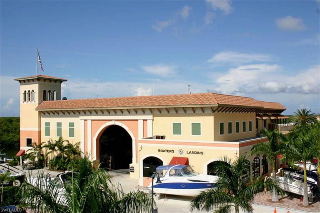 CAPE HARBOUR - Residential