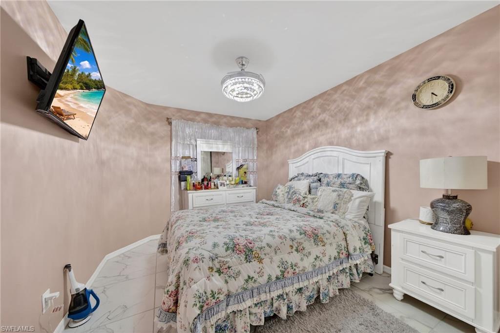 CAPE CORAL - Residential Income