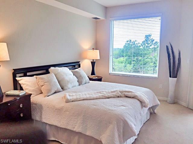 TOWER POINTE AT ARBOR TRACE - Residential