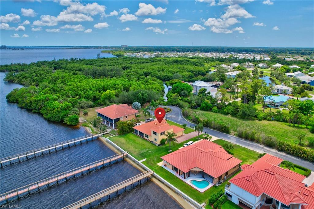 RIVERWATCH - Residential