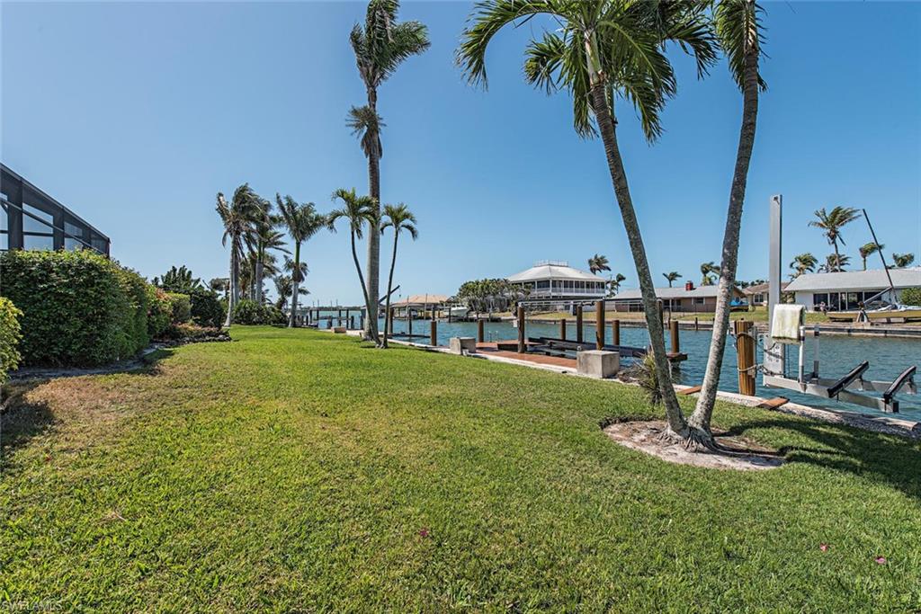 ISLES OF CAPRI - Residential