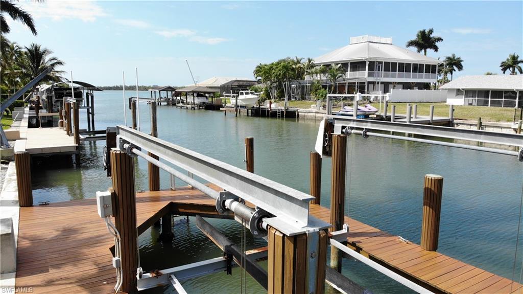 ISLES OF CAPRI - Residential