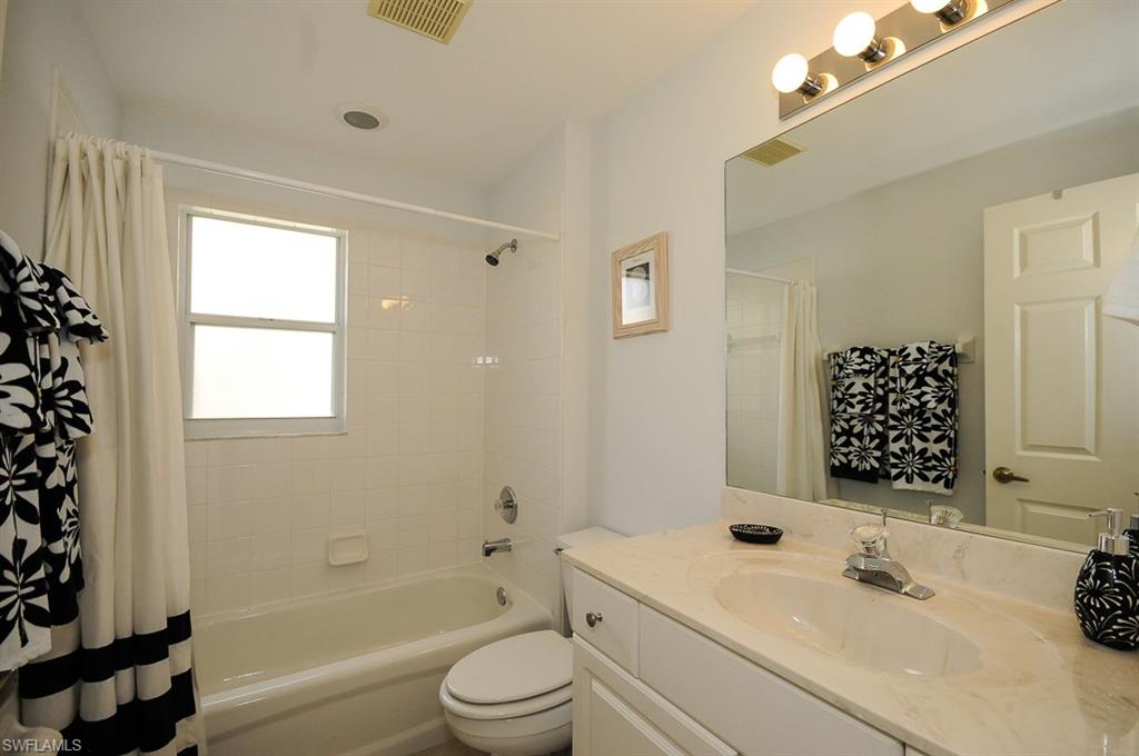 VILLAS AT GREENWOOD LAKE - Residential